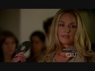 90210-S02E01_0050.jpg